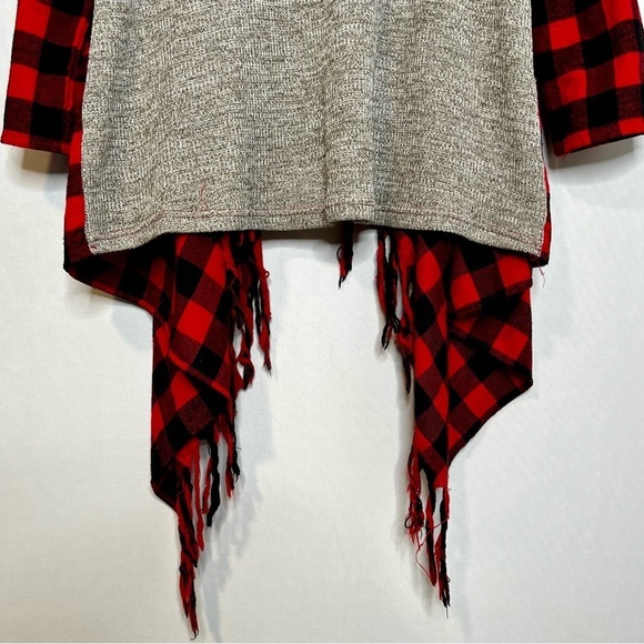 Chloah Buffalo Plaid Roll Tab Sleeve Open Front Fringe Cardigan. Size Small. - Picture 10 of 13